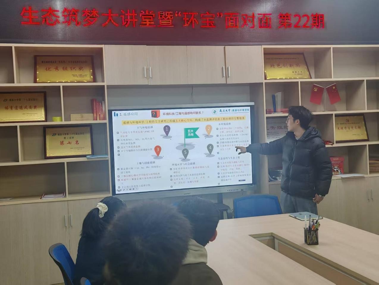 956d629e002a4b8fb64c3ef097ccf706.jpg 956d629e002a4b8fb64c3ef097ccf706.jpg